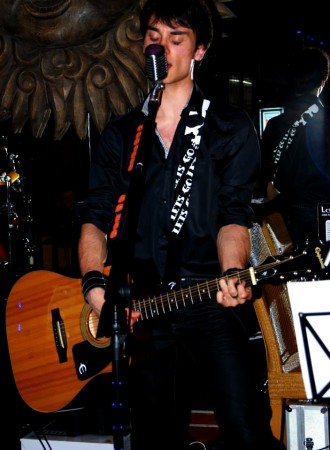 Live @ Garden Ice Café - 22.06.2013